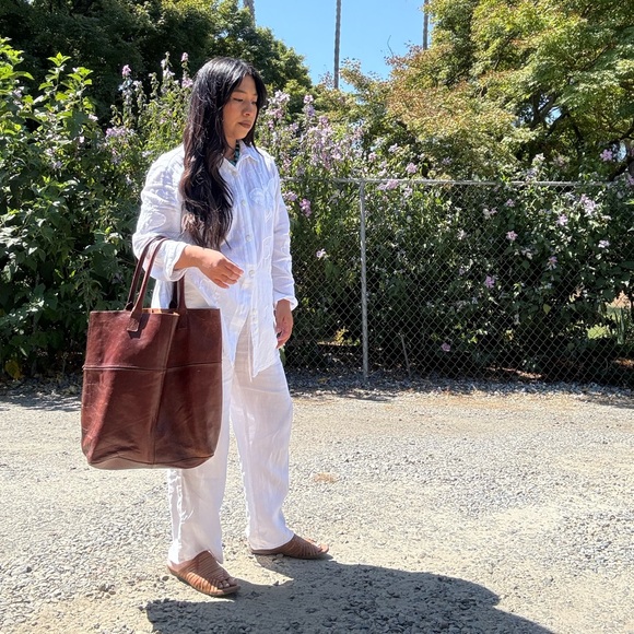 I carry preowned vintage/modern pieces, (Boho,western,casual) - Picture 4 of 8